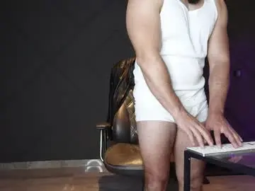 Live Porn with glennmasters - Chaturbate