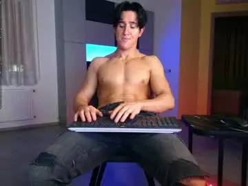 Best live sex cam show with christianlevine_ - Chaturbate