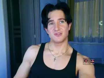 Live Sex Cam with christianlevine_ - Chaturbate