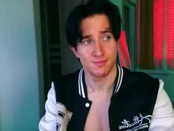 Sex Cam with christianlevine_ - Chaturbate