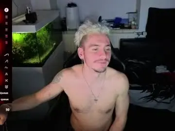 Live Sex Cam with rayzel31 - Chaturbate