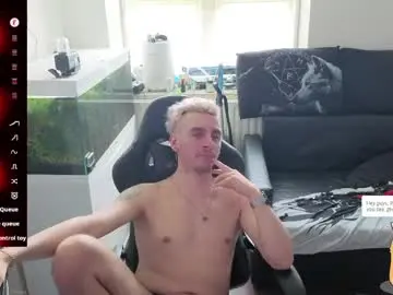 Best live sex cam show with rayzel31 - Chaturbate