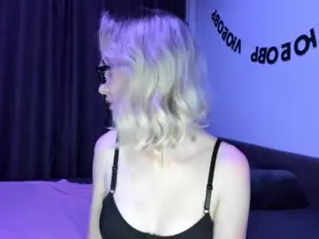 Nude Webcam with blairmarfl - Chaturbate