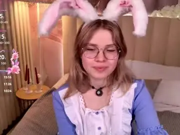 Nude Webcam with chloewells - Chaturbate