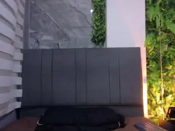 Sex Cam with zamirscott - Chaturbate