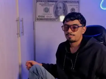 Nude Webcam with fredd_ss - Chaturbate