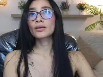 Nude Webcam with iris_cam_ - Chaturbate