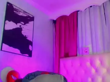 Live Porn with oliviahot01 - Chaturbate