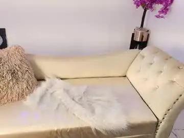 Sex Cam with kiitty__meow - Chaturbate