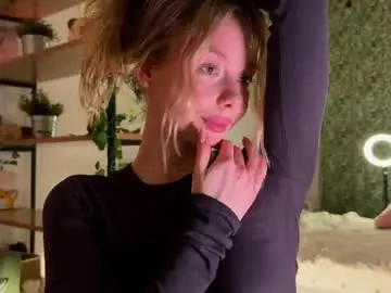 Adult Webcams with elli_harmon - Chaturbate