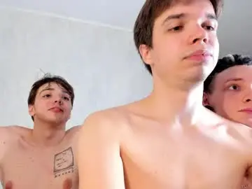 Free Porn Cam with elliot_winki - Chaturbate