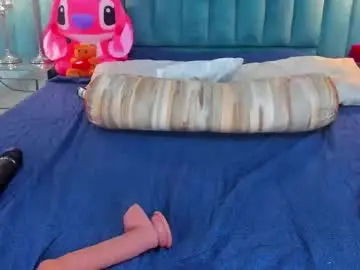 Best Webcam with mia_ellieth - Chaturbate