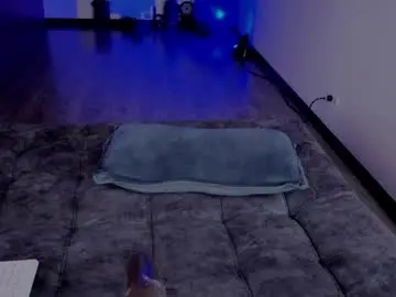 Live Sex Cam with nicollbashel - Chaturbate