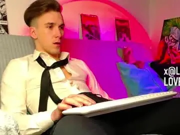 Sex Cam with midnighter__ - Chaturbate