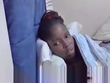 Free Live Porn with pretty_petite_ebony - Chaturbate