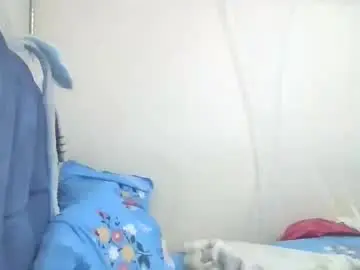 Free Live Porn with pretty_petite_ebony - Chaturbate