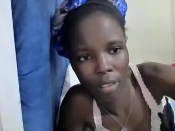 Adult Webcam with pretty_petite_ebony - Chaturbate