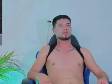 Nude Webcam with edwardross_ - Chaturbate