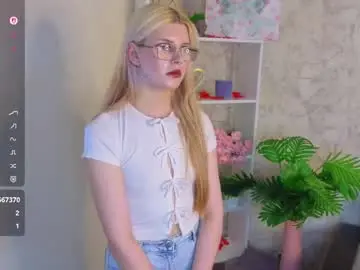 Best live sex cam show with eusebiamalekan - Chaturbate