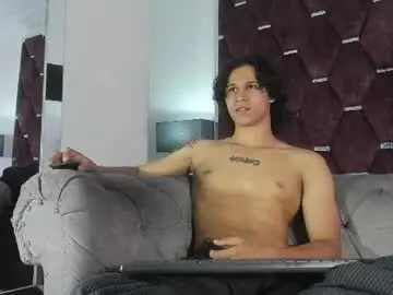 Adult Video Chat with tonybenedetti - Chaturbate