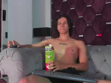 Live Sex with tonybenedetti - Chaturbate