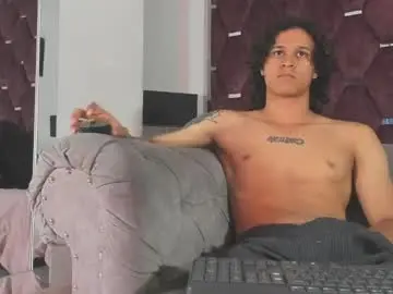 Free Porn Cam with tonybenedetti - Chaturbate