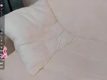 Nude Webcam with mikaelataron - Chaturbate