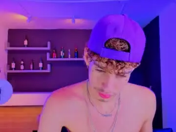 Sex Cam with nova_salvadore - Chaturbate