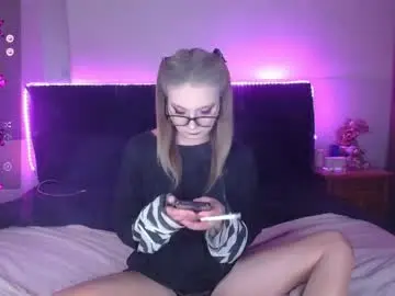 Free Live Porn with shysweetrish - Chaturbate