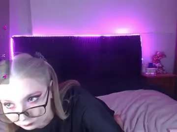 Live Porn with shysweetrish - Chaturbate