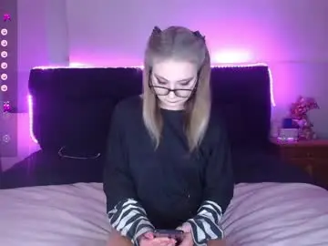 Free Porn Cam with shysweetrish - Chaturbate