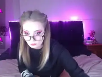 Sex Cam with shysweetrish - Chaturbate