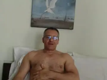 Free Live Porn with daddyhot_alejandro - Chaturbate
