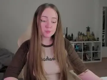 Sex Chat with lil_happiness - Chaturbate