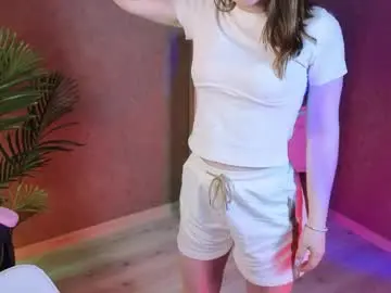 Free Live Porn with little_doll_meow - Chaturbate