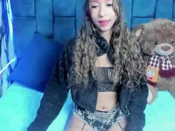 Live Sex with valentinaklean1 - Chaturbate