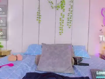 Watch Live Sex Cams with mia_rousse25 - Chaturbate