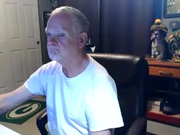 Live Sex with midwestdad09 - Chaturbate