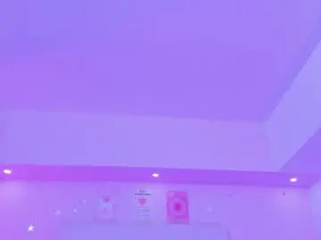 Sex Cam with scarlett_dreamss7 - Chaturbate