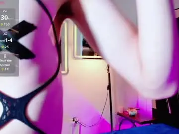 Live Sex with stefany_piink - Chaturbate