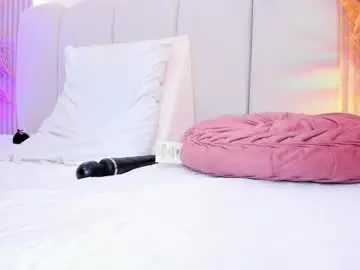 Nude Webcam with carolriveraa - Chaturbate