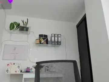 Free Porn Cam with paulina_dossantos - Chaturbate