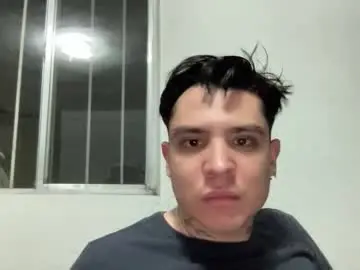 Sex Cam with garypinepineapple - Chaturbate