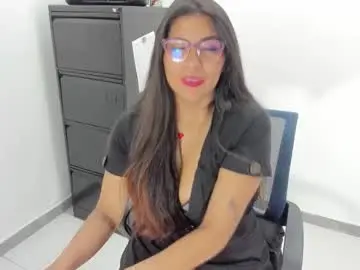 Adult Webcam with luna_dumont - Chaturbate