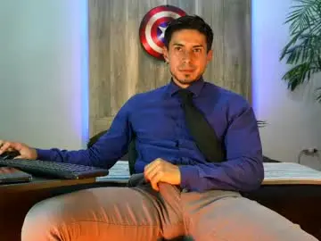 Adult Webcam with andrew_elliot - Chaturbate