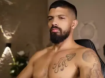 Free Porn Cam with dann_saenz - Chaturbate