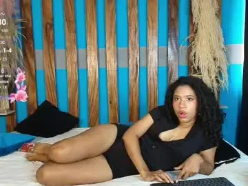 Live Sex with dinokoandkimcyci - Chaturbate