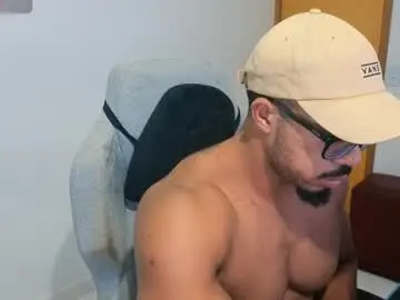 Live Porn with mikehotk - Chaturbate