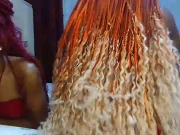 Live Sex Cam with roxy_heather - Chaturbate