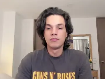 Free Porn Cam with juancam69 - Chaturbate